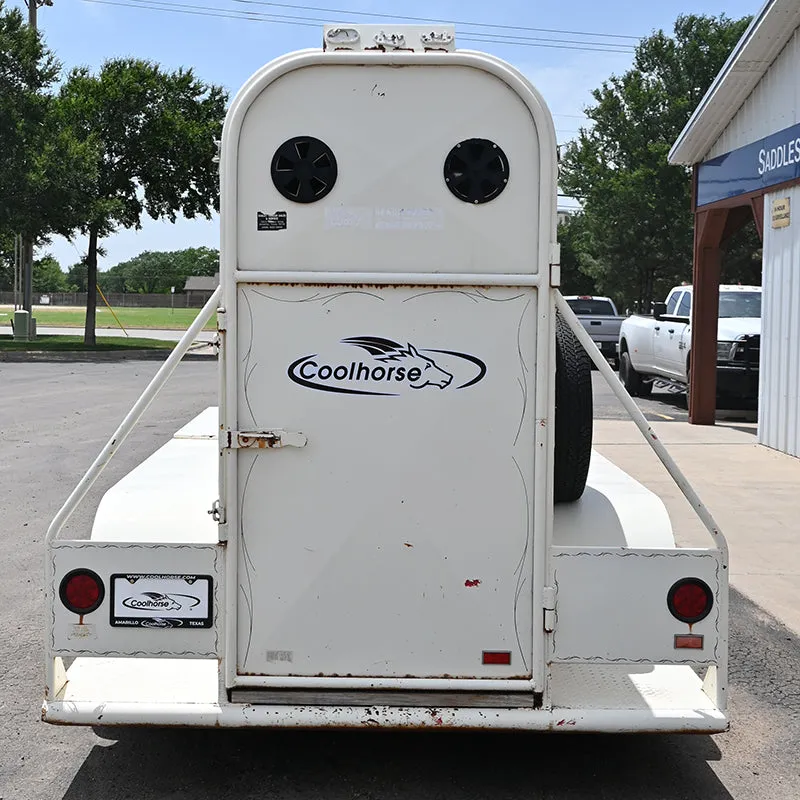 1970 Easley 2 Horse Inline Gooseneck Trailer