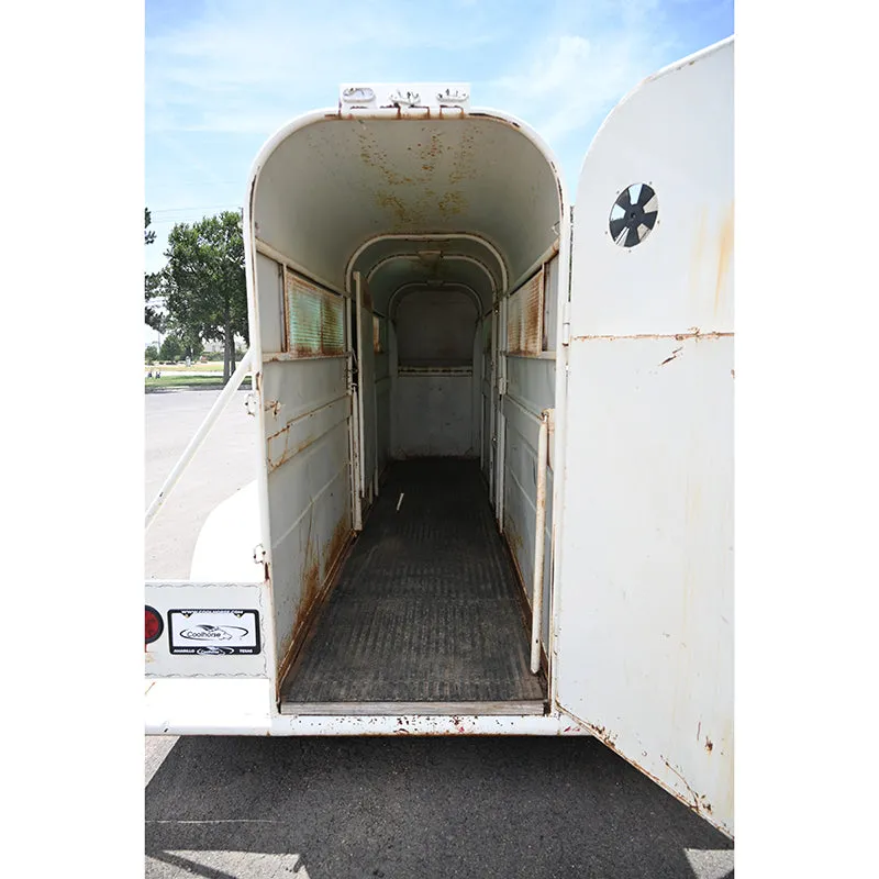 1970 Easley 2 Horse Inline Gooseneck Trailer