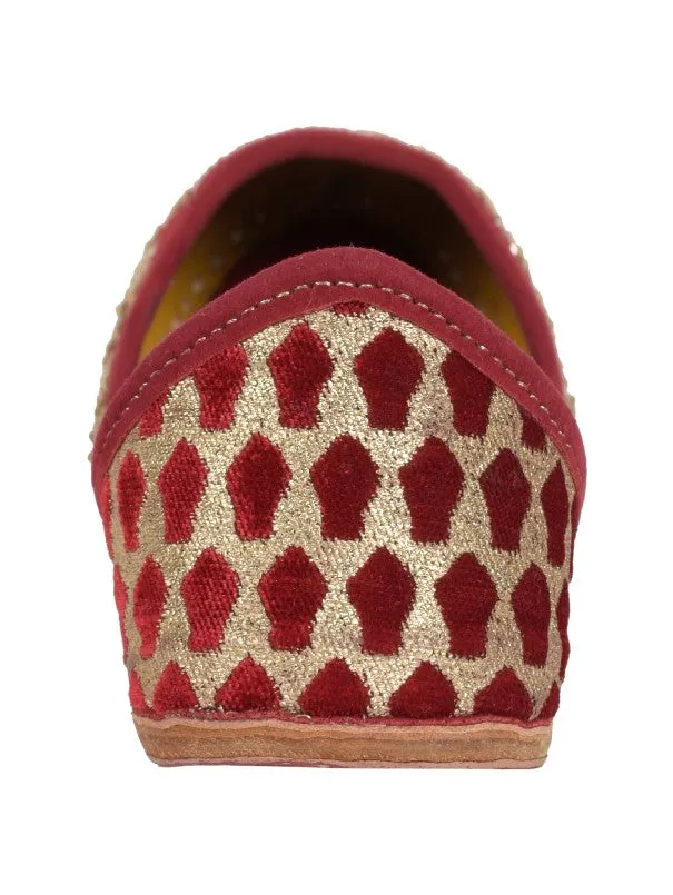 Amayra - Maroon Embroidered Velvet & Leather Juttis