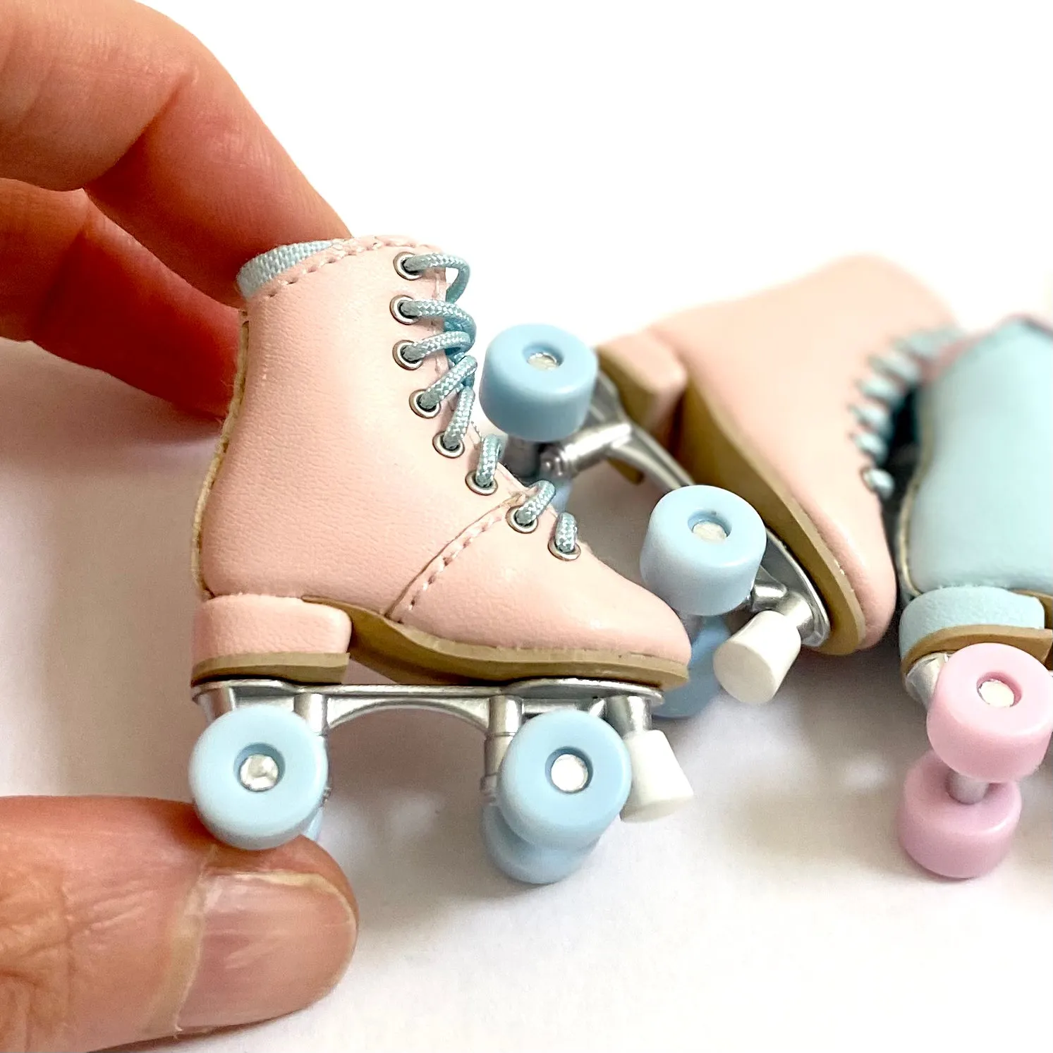 Doll roller skate boots Blythe 1/6 scale Pink